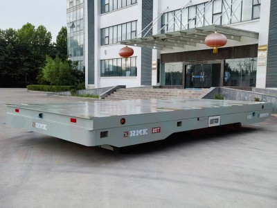 Sjálf knúinn rafmagns flutningsvagn